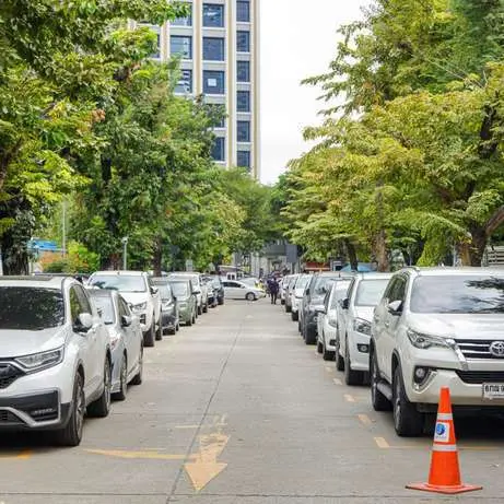 On-street parking at Chulalongkorn University